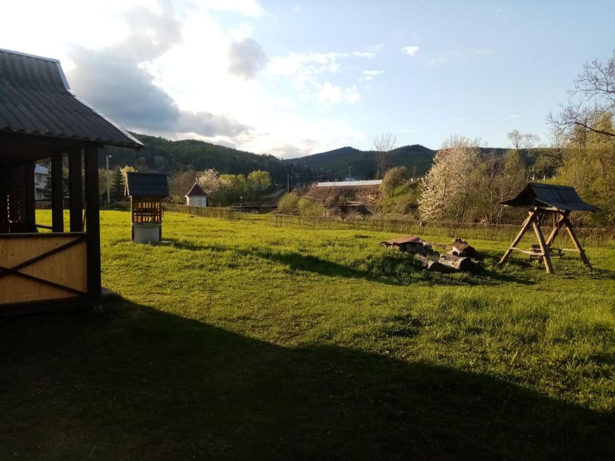 Садиба Федорчуків Гірська Хатина Sheshory Exterior foto
