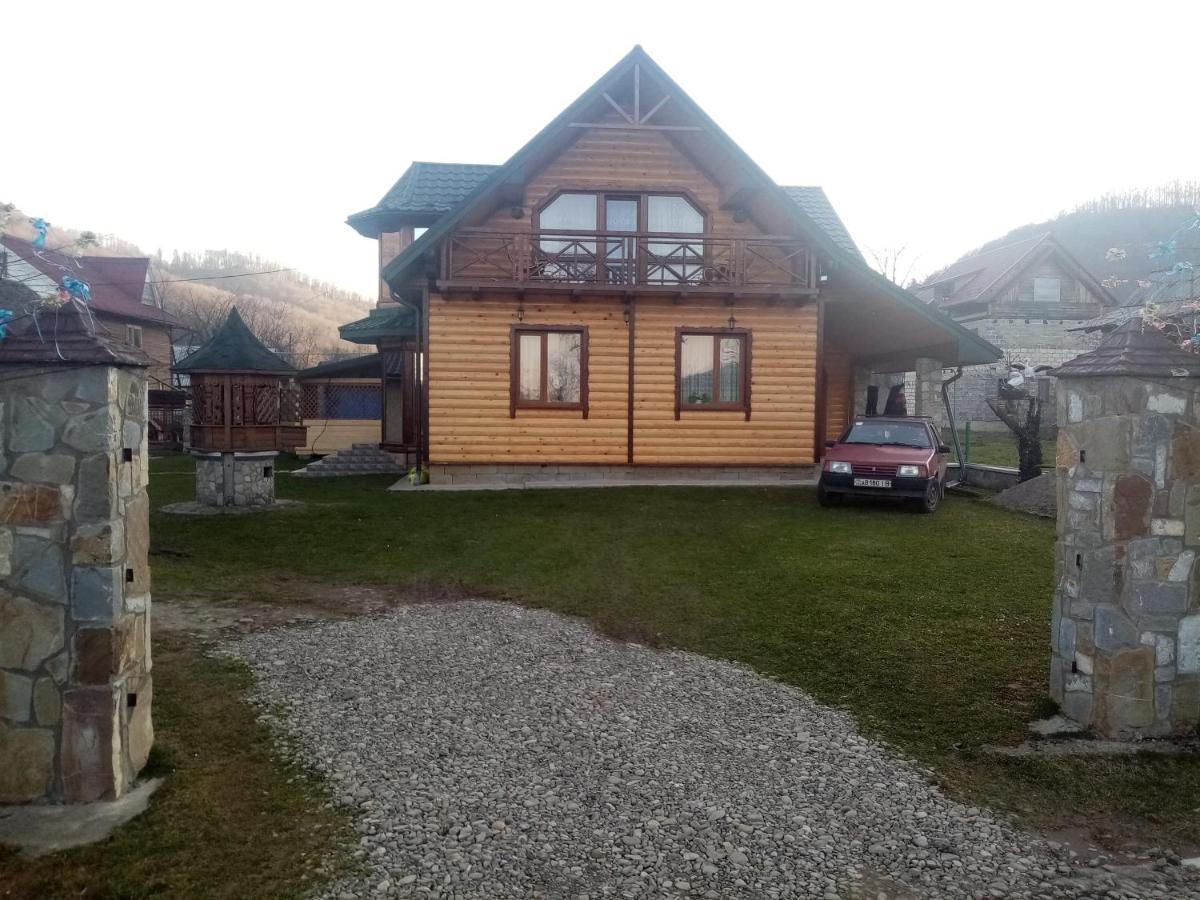 Садиба Федорчуків Гірська Хатина Sheshory Exterior foto