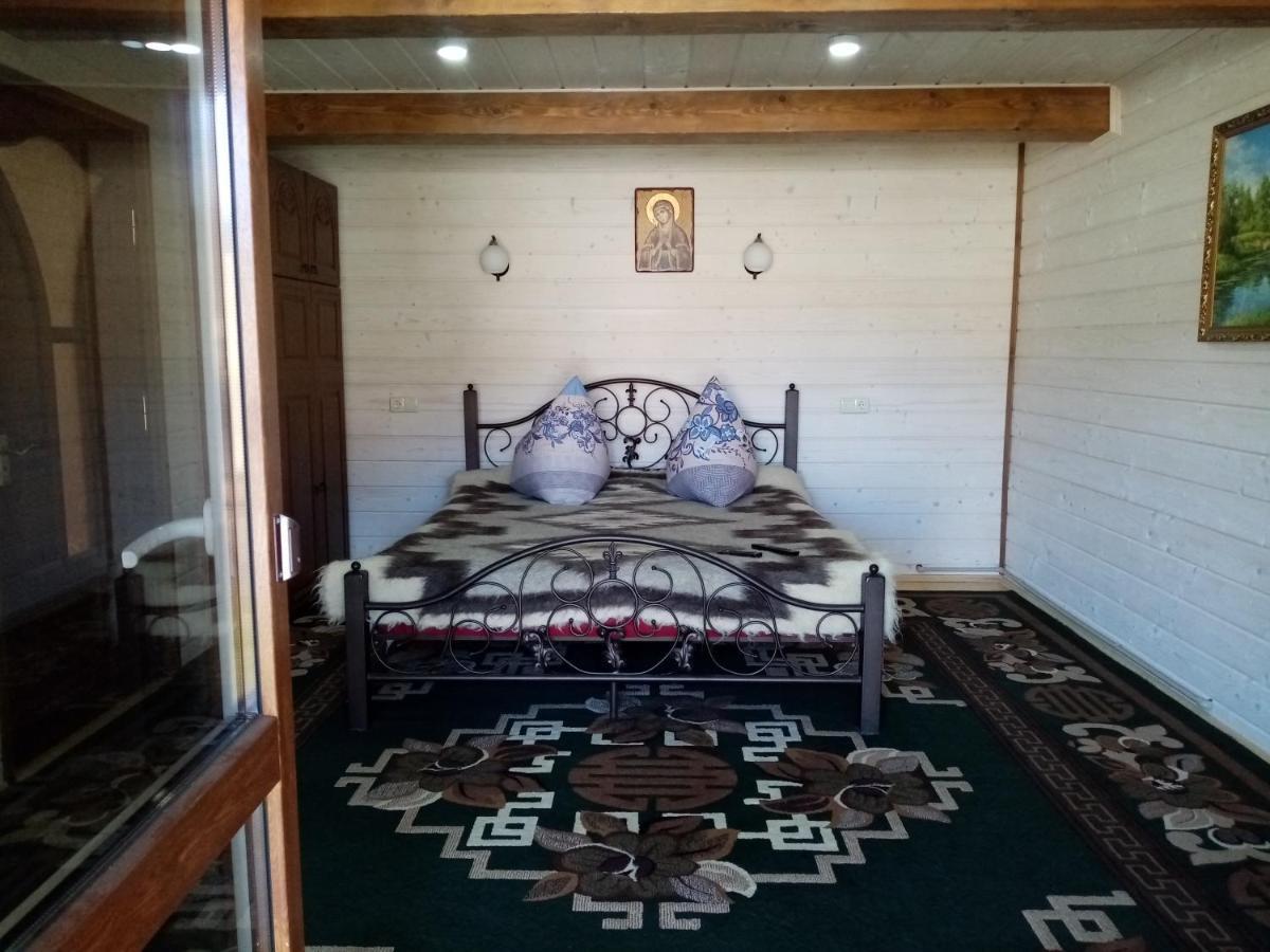 Садиба Федорчуків Гірська Хатина Sheshory Exterior foto